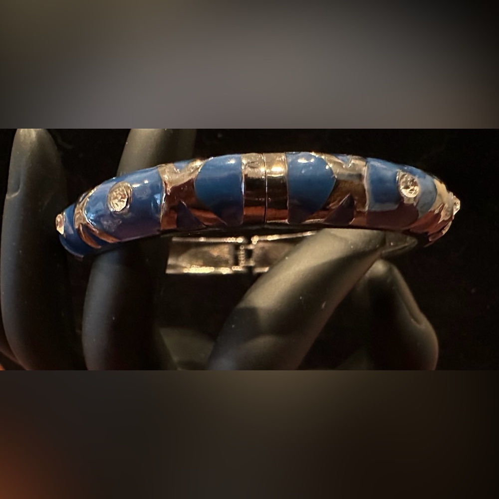 Blue and clear stone hinged bangle